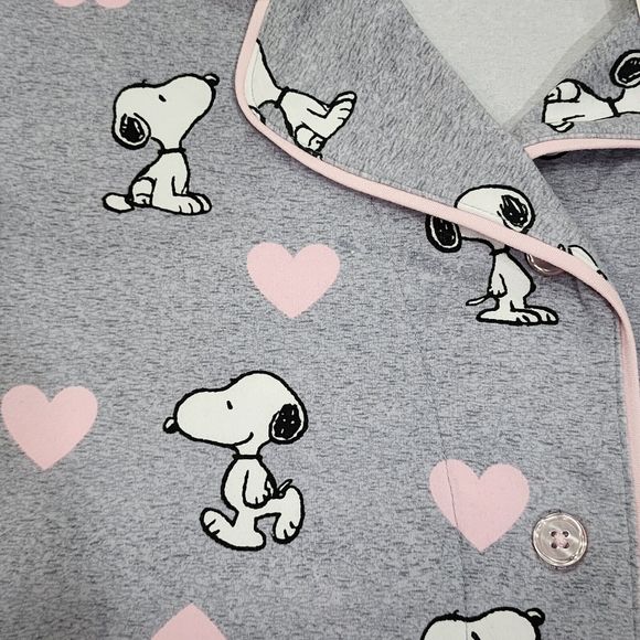 Peanuts Valentines Day Womens Snoopy Gray‎ Pajama Set With Pink Hearts Size L - Picture 10 of 15